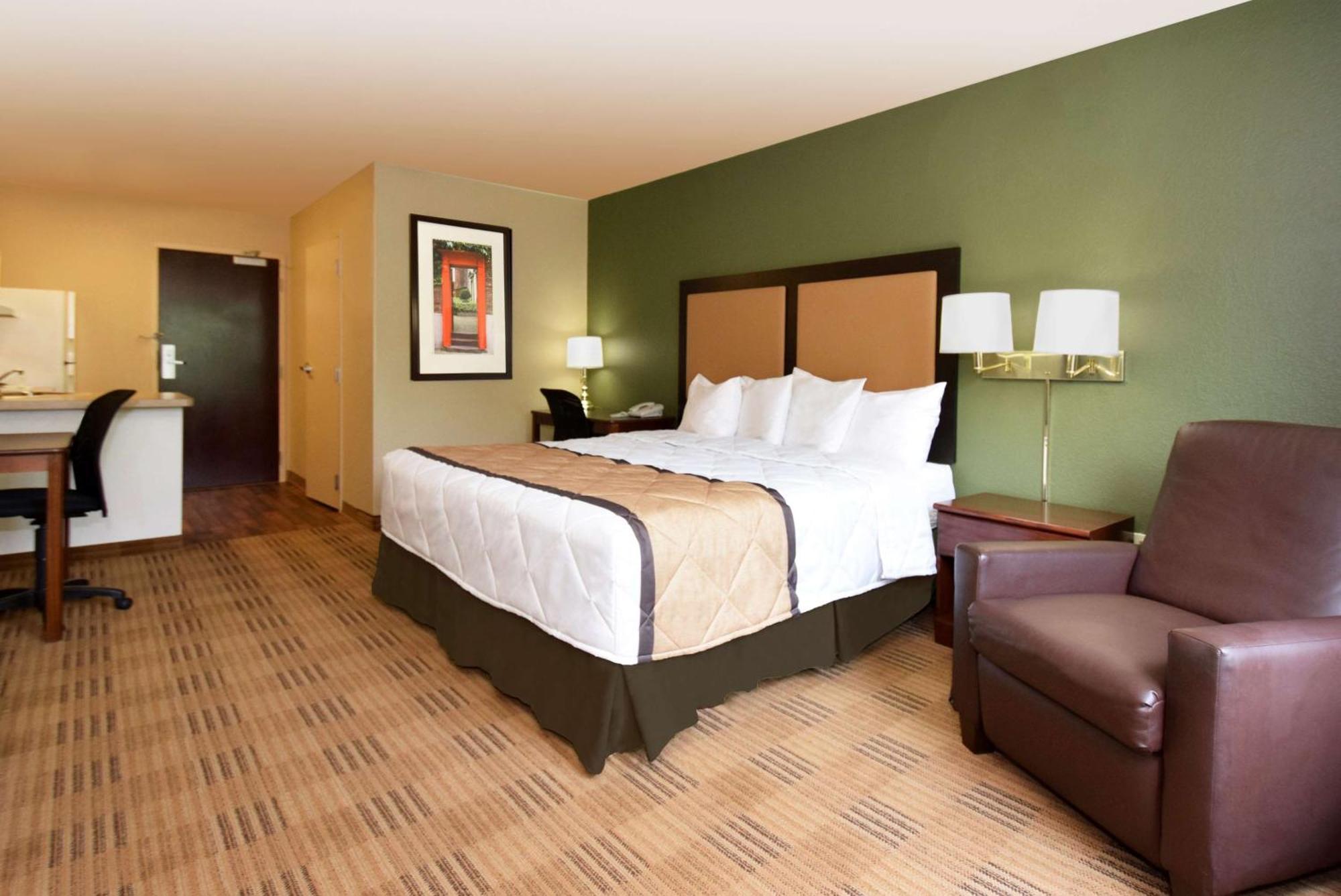 Extended America - Portland - 2*